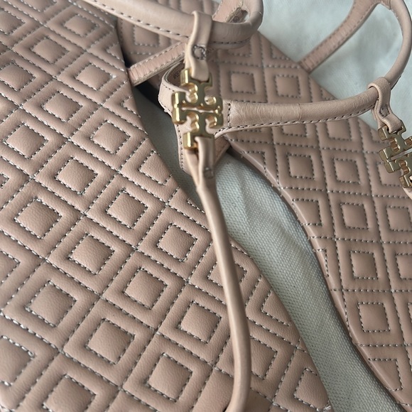 Tory Burch sandals - Picture 2 of 3
